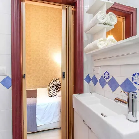 Apartamento Puerta Carmona -casco Antiguo- Sevilla
