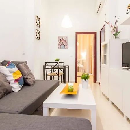 Apartamento Puerta Carmona -casco Antiguo- Sevilla
