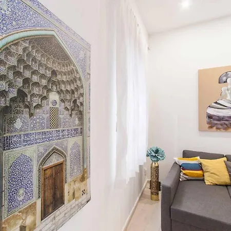Apartamento Puerta Carmona -casco Antiguo- Sevilla