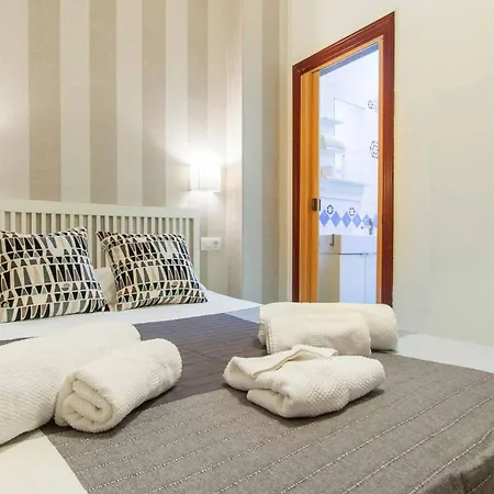 Apartamento Puerta Carmona -casco Antiguo- *